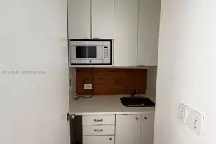 1201 NE 148th St, Miami, FL 33161 - Photo 10