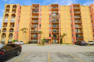 4717 NW 7th St, Miami, FL 33126 - Photo 4