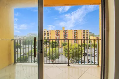4717 NW 7th St #604-10, Miami, FL 33126 - Photo 16