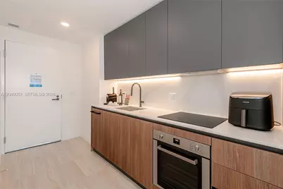 580 72nd St #1008, Miami Beach, FL 33141 - Photo 26