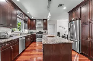 8 Pinta Rd, Miami, FL 33133 - Photo 10