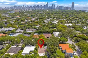 8 Pinta Rd, Miami, FL 33133 - Photo 22