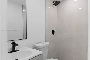 3271 NW 102nd St, Miami, FL 33147 - Photo 16
