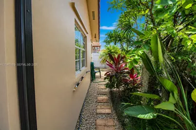 7743 SW 157th Pl, Miami, FL 33193 - Photo 28