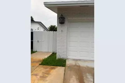 11141 NW 19th St #1, Pembroke Pines, FL 33026 - Photo 2