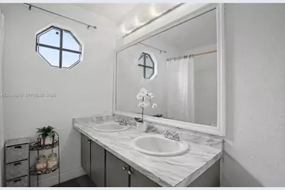 3539 W Inverrary Blvd W, Lauderhill, FL 33319 - Photo 26