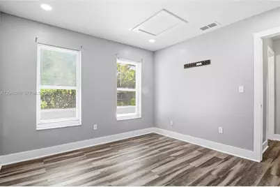 610 SW 2nd Ave #1, Dania Beach, FL 33004 - Photo 12