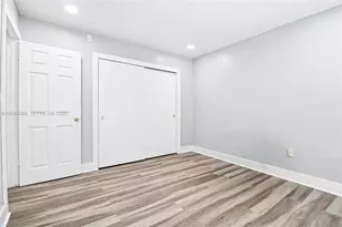 610 SW 2nd Ave, Dania Beach, FL 33004 - Photo 10