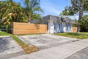 610 SW 2nd Ave, Dania Beach, FL 33004 - Photo 32
