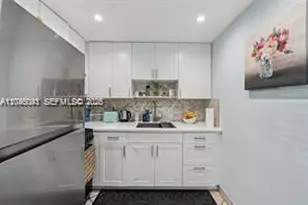 90 NE 19th Ave, Deerfield Beach, FL 33441 - Photo 10