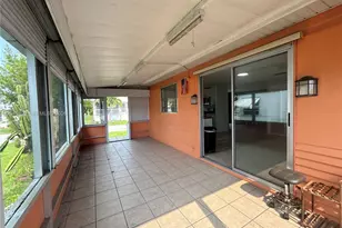 2341 SW 84th Ave, Davie, FL 33324 - Photo 36
