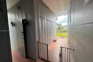 2341 SW 84th Ave, Davie, FL 33324 - Photo 30