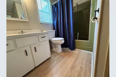 2341 SW 84th Ave, Davie, FL 33324 - Photo 14