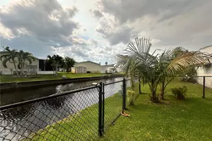 2341 SW 84th Ave, Davie, FL 33324 - Photo 44
