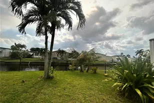 2341 SW 84th Ave, Davie, FL 33324 - Photo 46