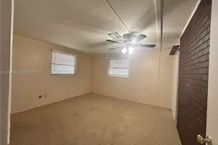 2341 SW 84th Ave, Davie, FL 33324 - Photo 18