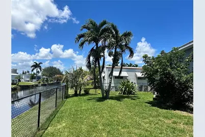 2341 SW 84th Ave, Davie, FL 33324 - Photo 50