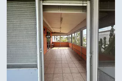 2341 SW 84th Ave, Davie, FL 33324 - Photo 34