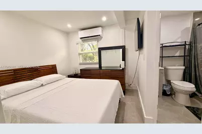 2255 SW 33rd Ave #1, Fort Lauderdale, FL 33312 - Photo 24