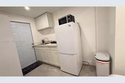 2255 SW 33rd Ave #1, Fort Lauderdale, FL 33312 - Photo 36