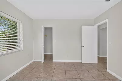 151 SE 6th Ave #16, Pompano Beach, FL 33060 - Photo 10