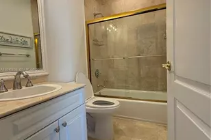 18410 NE 30th Ave, Aventura, FL 33160 - Photo 32