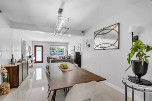 302 NW 100th St, Miami, FL 33150 - Photo 14