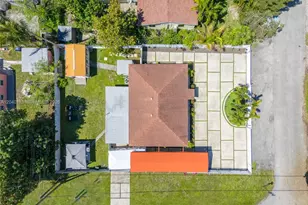 302 NW 100th St, Miami, FL 33150 - Photo 46