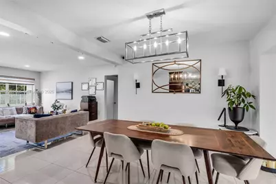 302 NW 100th St, Miami, FL 33150 - Photo 14