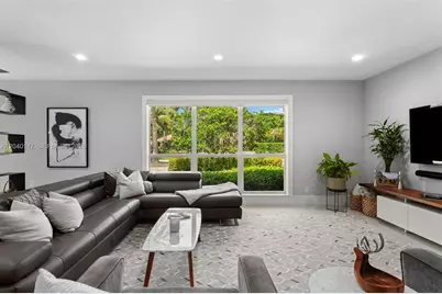 11721 Jacaranda Pl, Coral Gables, FL 33156 - Photo 4