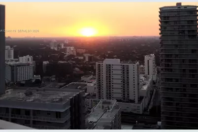 1080 Brickell Ave #3203, Miami, FL 33131 - Photo 4