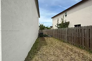 2427 NW 131st Cir, Miami, FL 33167 - Photo 30