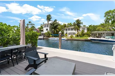 3560 W Fairview St, Miami, FL 33133 - Photo 34