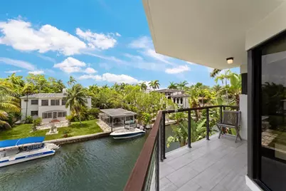 3560 W Fairview St, Miami, FL 33133 - Photo 48