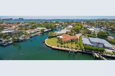 2500 NE 135th St #C611, North Miami, FL 33181 - Photo 36