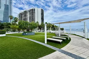 200 SE 15th Rd, Miami, FL 33129 - Photo 24
