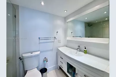 200 SE 15th Rd #9I, Miami, FL 33129 - Photo 14