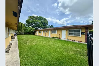 1723 SW 21st St, Fort Lauderdale, FL 33315 - Photo 2