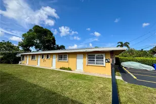 1723 SW 21st St, Fort Lauderdale, FL 33315 - Photo 2