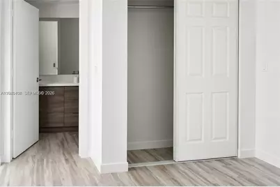 1560 Meridian Ave #206, Miami Beach, FL 33139 - Photo 2