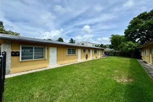 1727 SW 21st St, Fort Lauderdale, FL 33315 - Photo 2