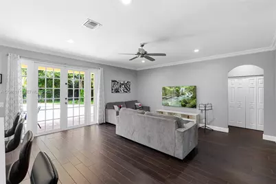 4228 Laurel Ridge Cir, Weston, FL 33331 - Photo 6