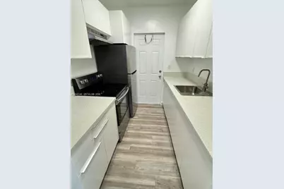 7925 West Dr #9, North Bay Village, FL 33141 - Photo 10