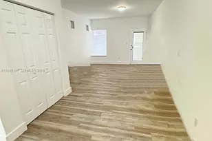 7925 West Dr, North Bay Village, FL 33141 - Photo 8