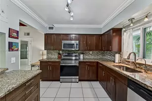 4325 Bougainvilla Dr, Lauderdale by the Sea, FL 33308 - Photo 30