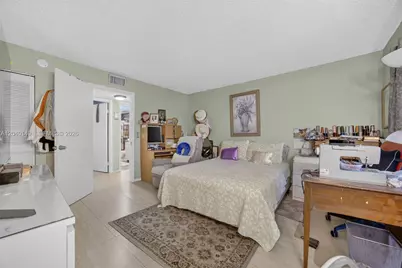 8415 SW 107th Ave #240W, Miami, FL 33173 - Photo 16