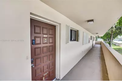 8415 SW 107th Ave #240W, Miami, FL 33173 - Photo 4