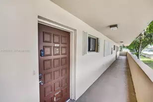 8415 SW 107th Ave, Miami, FL 33173 - Photo 4
