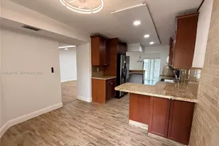 9717 N New River Canal Rd, Plantation, FL 33324 - Photo 10