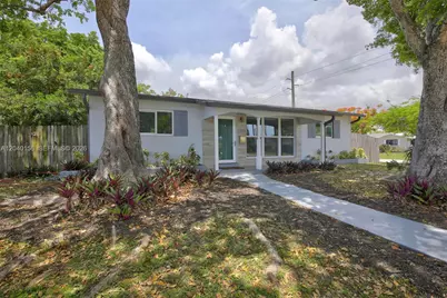 2220 N 40th Ave, Hollywood, FL 33021 - Photo 2